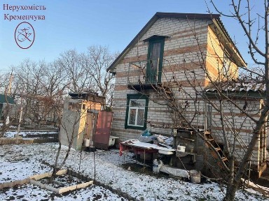 Продам дачу на березі річки!