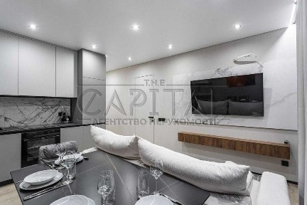 Продаж 4к квартири в ЖК «SVITLO PARK», Голосієво