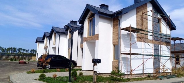 Таунхаус з двориком 94м2