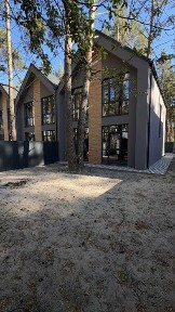 Кутовий таунхаус, Бучанський парк, вул. Сілезька, Інститутська