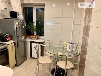 Довготривала оренда 1к квартири на вул. Радистів 4 • ID 33632062