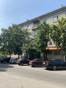 В продажі 2х. кімн. квартира (сталінка)