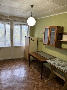 Продам комнату вул. проспект Героів Дніпра, 30
