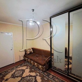 Киев, Владимира Маяковского просп., 7А