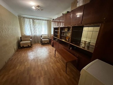 Продаж квартири Зарічанська