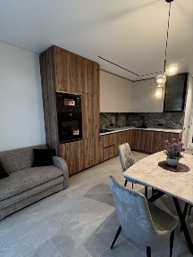 Продаж 2 кімнатної квартири на вул Руська, Центр