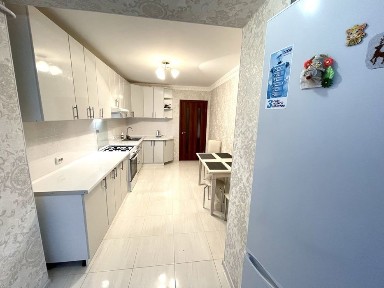 **Оренда 2-Кімн. Біля ТРЦ HOLLYWOOD/ Новий Будинок