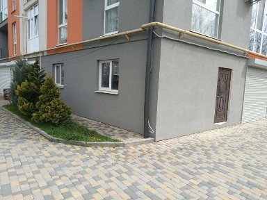 Продам приміщення в ЖК 