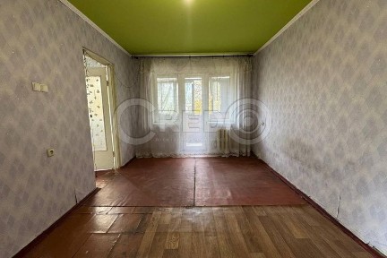 Продажа 3-комнатной квартиры 48 м², Соборности ул.