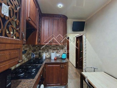 Продаж 3к Сталінки з Автономкою на Соцмісті (Сертифікат)