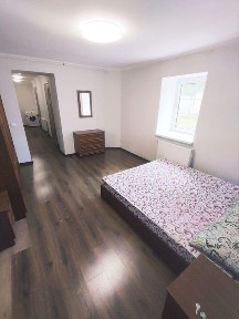 Здам затишну квартиру в приватному секторі.