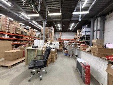 Оренда / Складське приміщення 675 м2 з офісом/ вул. Кирилівська/Поділ