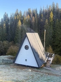 Оренда будинків A-frame в Карпатах- 