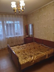 Здам 3х к. квартиру на Олимпийской 6000грн+свет, отопление зимой пополам