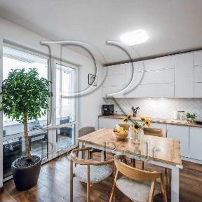 Киев, Шолуденко ул., 1А