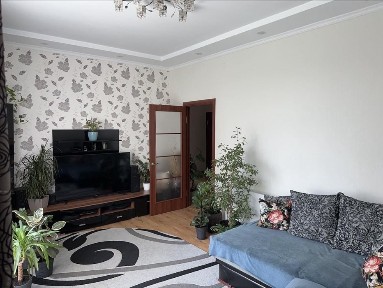 Квартира 3 кімнатна + гараж