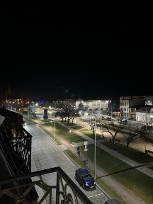 Здається квартира на 4 поверсі