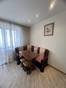 Продаж 2 х кімнатної квартири по проспекту Бандери