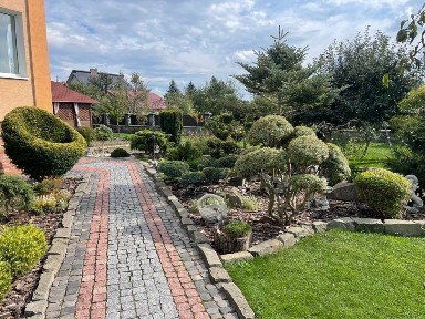 Продаж будинку в центрі с. Лапаївка