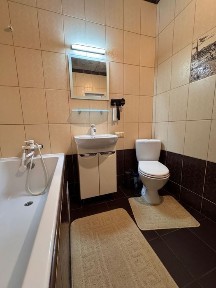 Продам ВЛАСНУ 2к 2/3 61м2 новобудова