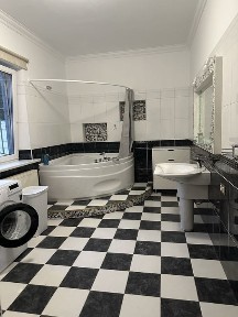 Сдам посуточно или помесячно дом -12стФонтана в закрытом кооперативе.