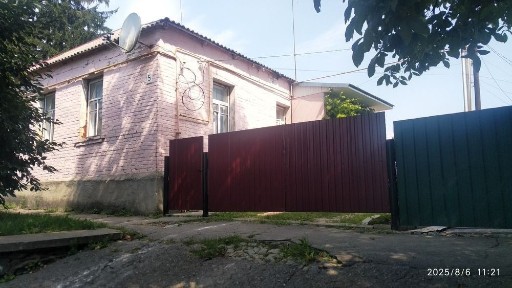 Тараща. Продаж 4кімн. кв 85м. кв в центрі