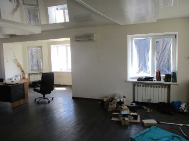 Продається 3-кімнатна квартира в Києві, вул. Вишняківська, 13