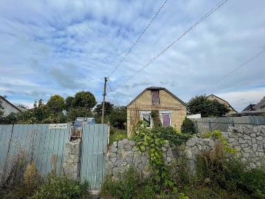 Продам будинок на вул. Територіальної оборони (Жуляни).