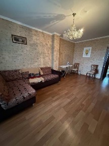 Продам трикімнатну квартирі в сучасному будинкі