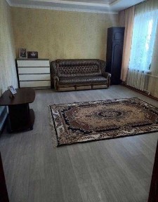 Продається трикімнатна квартира на Дублянщині