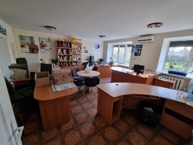 Продам нежитлове приміщення