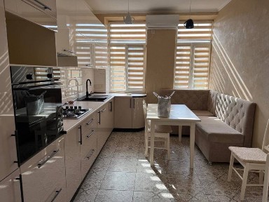 Затишна 3-к квартира світло є завжди, в центрі міста, від власника