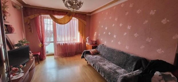 Продається 3-х кімнатна квартира від ВЛАСНИКА БЕЗ КОМІСІЇ !