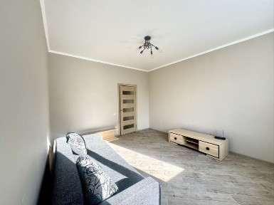 Продаж 2 кім квартири в центрі міста