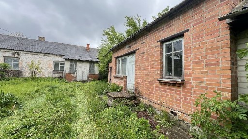 Продам будинок в Бабині на два входи