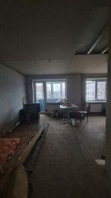 Продається 3 -х кімнатна квартира в районі водоканалу. Ціну знижено