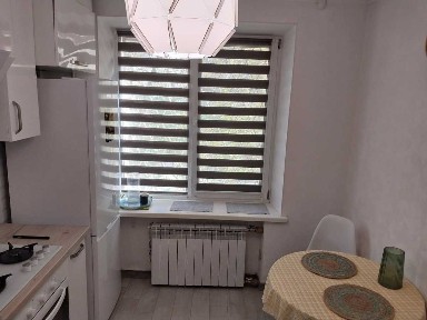 Киев, Белорусская ул., 21