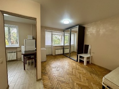 Київ, Шевченківський, Баггоутовская 28