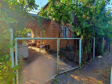 Добротна дача в Ватажково