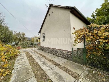 Продається будинок в м. Виноградів вул. Гандери 11