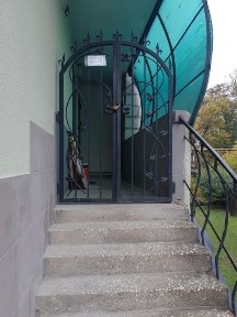 Сторожинець приміщення центр