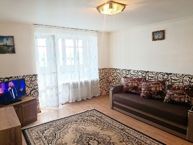 Здається хороша квартира в довгострокову оренду