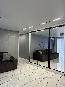 Продам трьохкімнатну квартиру