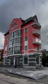 Трикімнатна квартира з чистовими роботами та підігрівом підлоги