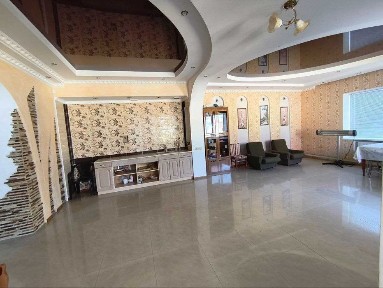 Сучасний будинок з ремонтом, с. Розсішки, 19 км. від м. Умань