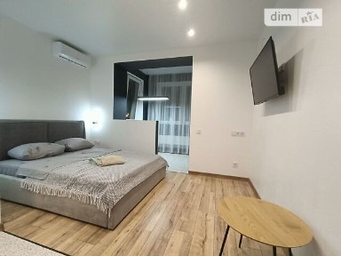 Здам подобово 1к квартиру на вул. Євгена Чикаленка 1 • ID 31389633