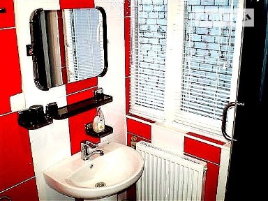 Здам подобово 2к квартиру на вул. Яхтова 39 • ID 10707781