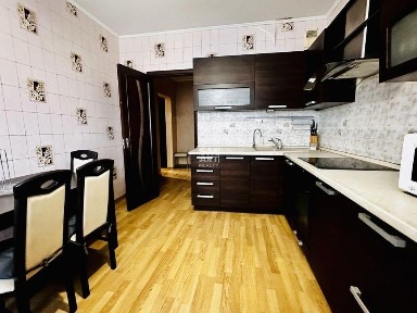 Оренда! 2-х кімнатна Дарницька площа, Сосницька, 19!