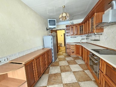 Здам 2к Ломоносова 56, Голосіївський р-н