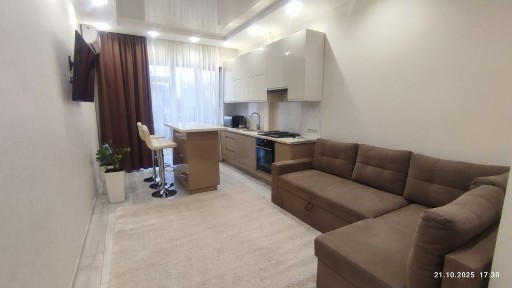 Оренда 1 кім квартири в новобудові Ужгорода